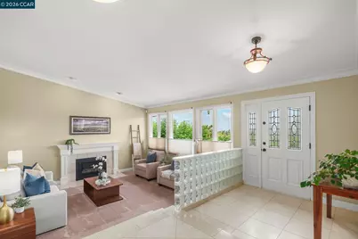 5530 Merritt Dr, Concord, CA 94521 - Photo 12