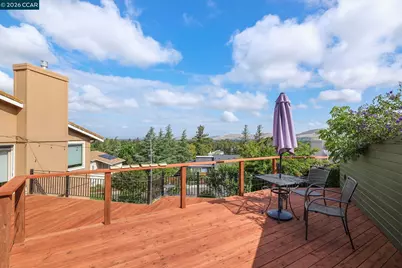 5530 Merritt Dr, Concord, CA 94521 - Photo 6