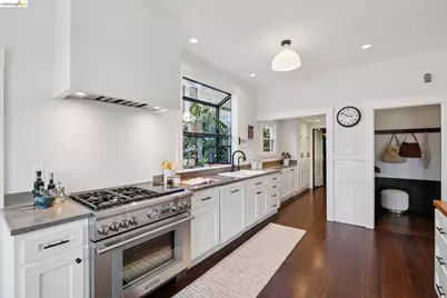 5401 Belgrave Pl, Oakland, CA 94618 - Photo 20