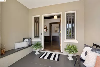 5401 Belgrave Pl, Oakland, CA 94618 - Photo 4