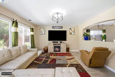 1015 Downing Cir, Lincoln, CA 95648 - Photo 6