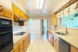 2465 Benjamin Holt Dr, Stockton, CA 95207 - Photo 6
