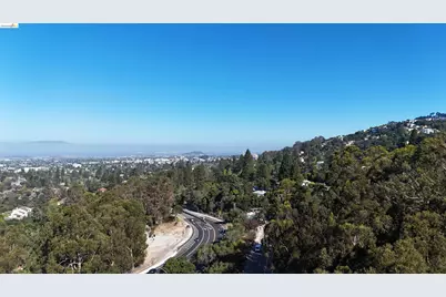 8 Hiller Dr., Oakland, CA 94618 - Photo 20