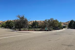 9489 California Oak Cir, Patterson, CA 95363 - Photo 6