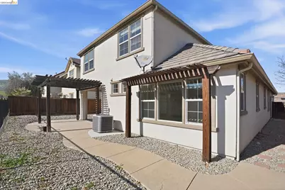 9489 California Oak Cir, Patterson, CA 95363 - Photo 30