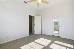 9489 California Oak Cir, Patterson, CA 95363 - Photo 24