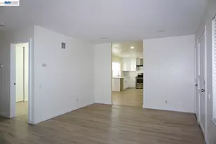 30888 Tidewater Dr, Union City, CA 94587 - Photo 10
