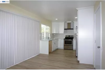30888 Tidewater Dr, Union City, CA 94587 - Photo 18