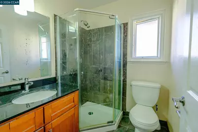 8 Del Prado Cir, Fairfield, CA 94533 - Photo 24