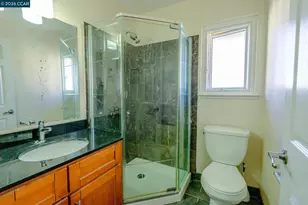 8 Del Prado Cir, Fairfield, CA 94533 - Photo 24