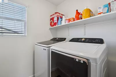 1449 Dorona Ln, Manteca, CA 95336 - Photo 28