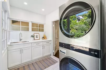 984 Regal Rd, Berkeley, CA 94708 - Photo 30