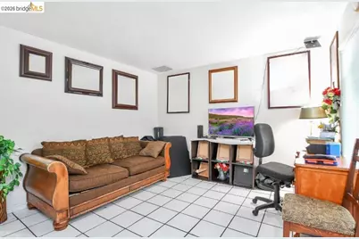 141 15th St, Pittsburg, CA 94565 - Photo 2