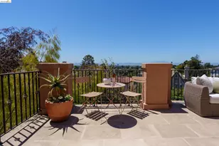 5960 Margarido Dr, Oakland, CA 94618 - Photo 16