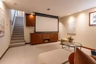 5960 Margarido Dr, Oakland, CA 94618 - Photo 48