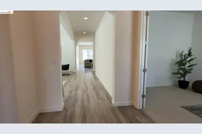 5556 Arcadia Cir, Discovery Bay, CA 94505 - Photo 16