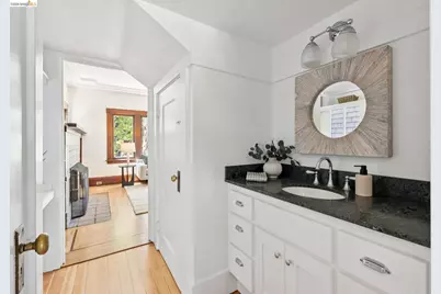 6656 Dana St, Oakland, CA 94608 - Photo 30