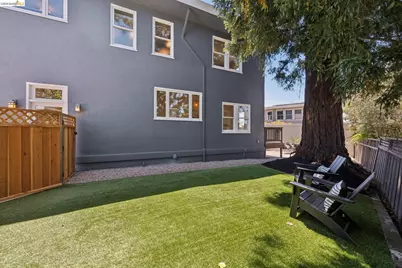 1061 Annerley Rd, Piedmont, CA 94610 - Photo 44