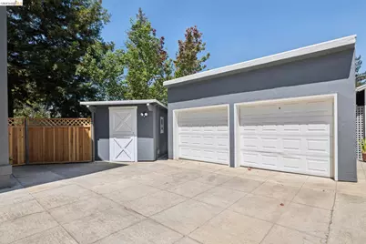 1061 Annerley Rd, Piedmont, CA 94610 - Photo 46