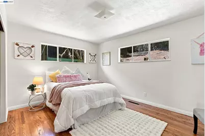 5760 Leona St, Oakland, CA 94605 - Photo 14