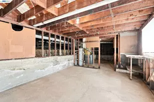 5760 Leona St, Oakland, CA 94605 - Photo 34