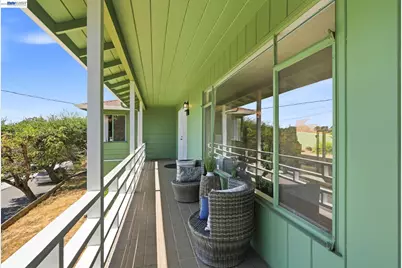 5760 Leona St, Oakland, CA 94605 - Photo 2