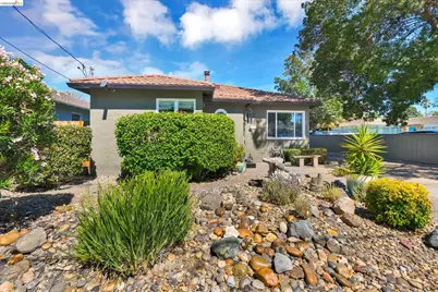 1411 C St, Antioch, CA 94509 - Photo 2