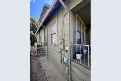 28-30 Yosemite Ave, Oakland, CA 94611 - Photo 10