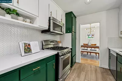1243 Davis Ave., Concord, CA 94518 - Photo 22