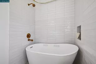 1243 Davis Ave, Concord, CA 94518 - Photo 32