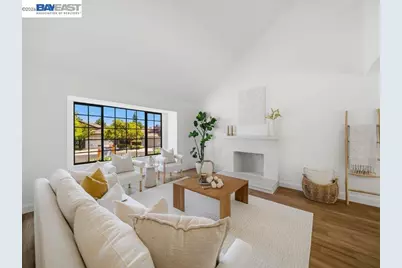 7966 Iglesia Dr, Dublin, CA 94568 - Photo 6