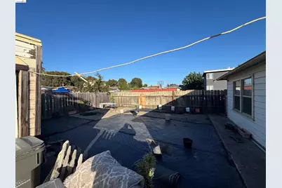 7430 Lockwood Street, Oakland, CA 94621 - Photo 40