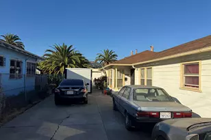 7430 Lockwood St, Oakland, CA 94621 - Photo 32