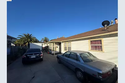 7430 Lockwood Street, Oakland, CA 94621 - Photo 36