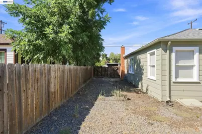 1834 Venice Dr, Concord, CA 94519 - Photo 22