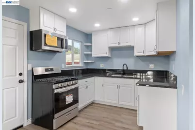 7025 Kermit Ln, Stockton, CA 95207 - Photo 6