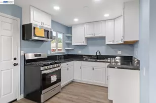 7025 Kermit Ln, Stockton, CA 95207 - Photo 6