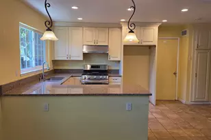 10840 Golf Links Rd, Oakland, CA 94605 - Photo 4