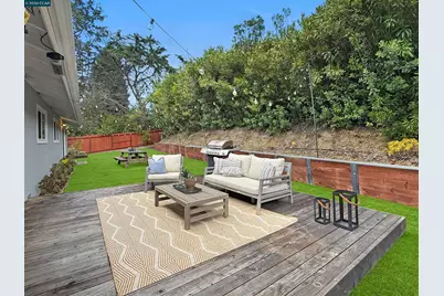 8 Cherry Hills Ct, Lafayette, CA 94549 - Photo 22