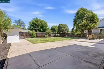 1478 Coventry Rd, Concord, CA 94518 - Photo 32