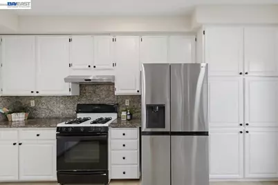 5579 Ridgewood Dr, Fremont, CA 94555 - Photo 24