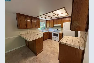 6447 Montez Ct, Citrus Heights, CA 95621 - Photo 6