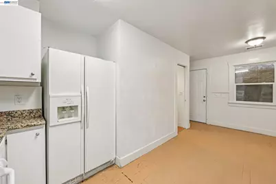 5826 Avenal, Oakland, CA 94605 - Photo 10