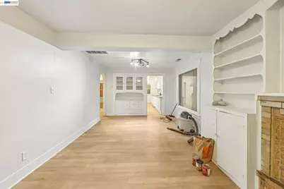 5826 Avenal, Oakland, CA 94605 - Photo 4