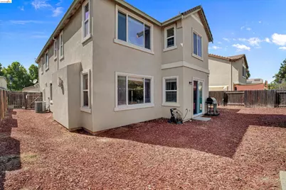 14 Renoir Ct, Oakley, CA 94561 - Photo 32