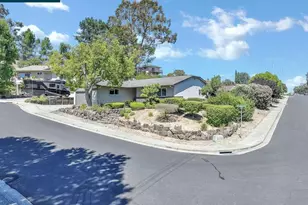 6 Windhaven Ct, Pleasant Hill, CA 94523 - Photo 32