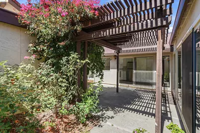 315 Creekview Ct, Vacaville, CA 95688 - Photo 28