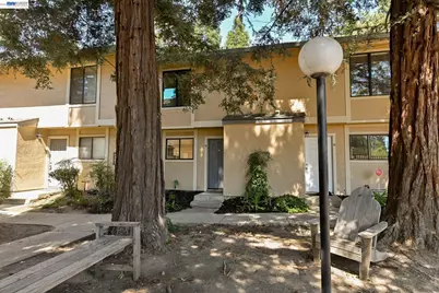 2150 Northwood Cir #G, Concord, CA 94520 - Photo 1
