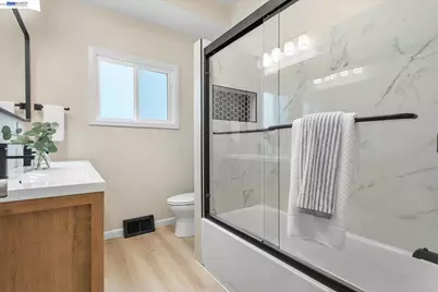1410 Pearl St., Alameda, CA 94501 - Photo 26