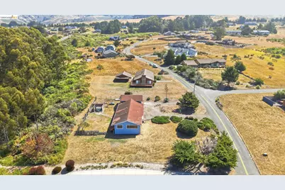 295 Los Santos Dr, Bodega Bay, CA 94923 - Photo 6